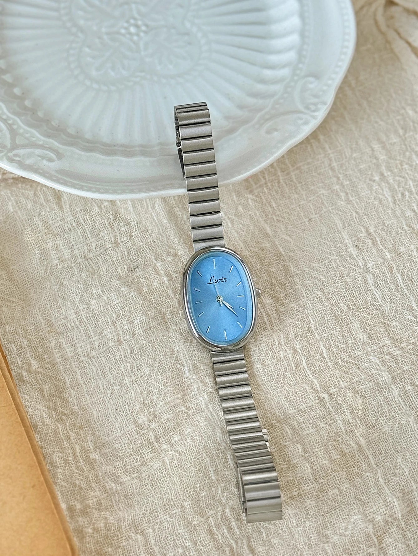 Women's Luxury Gold Oval Quartz Watch
