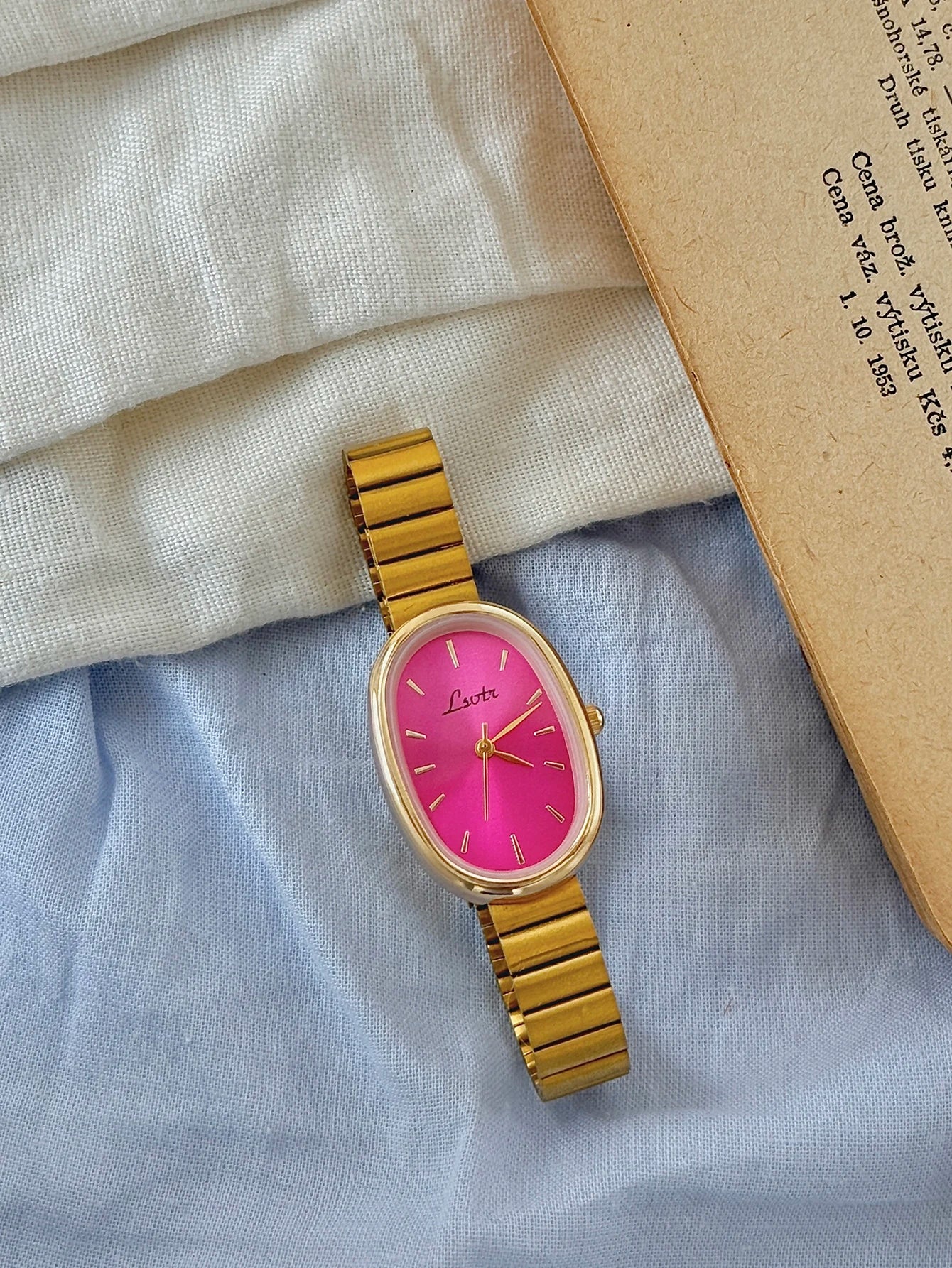 Women's Luxury Gold Oval Quartz Watch