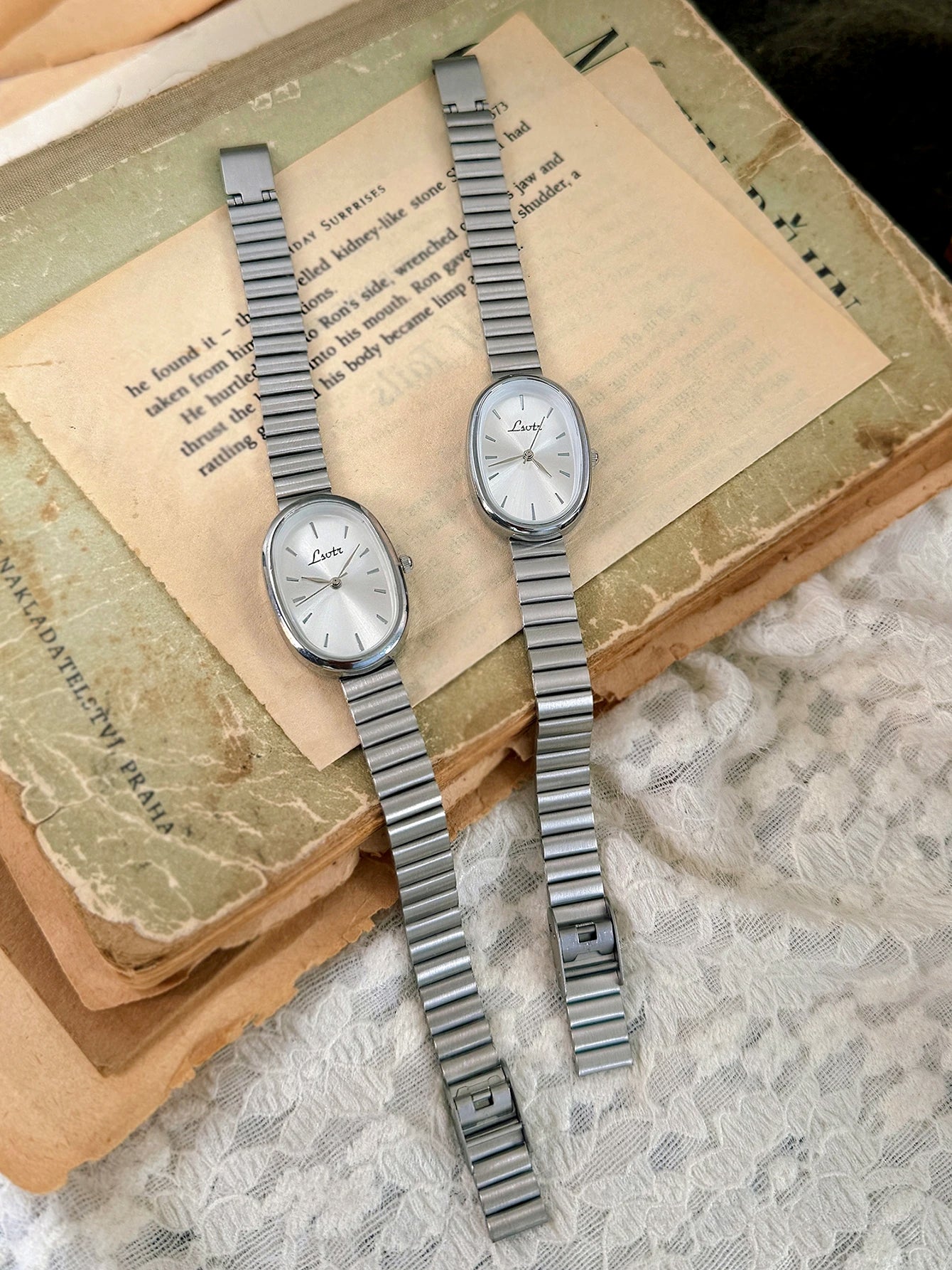 Women's Luxury Gold Oval Quartz Watch