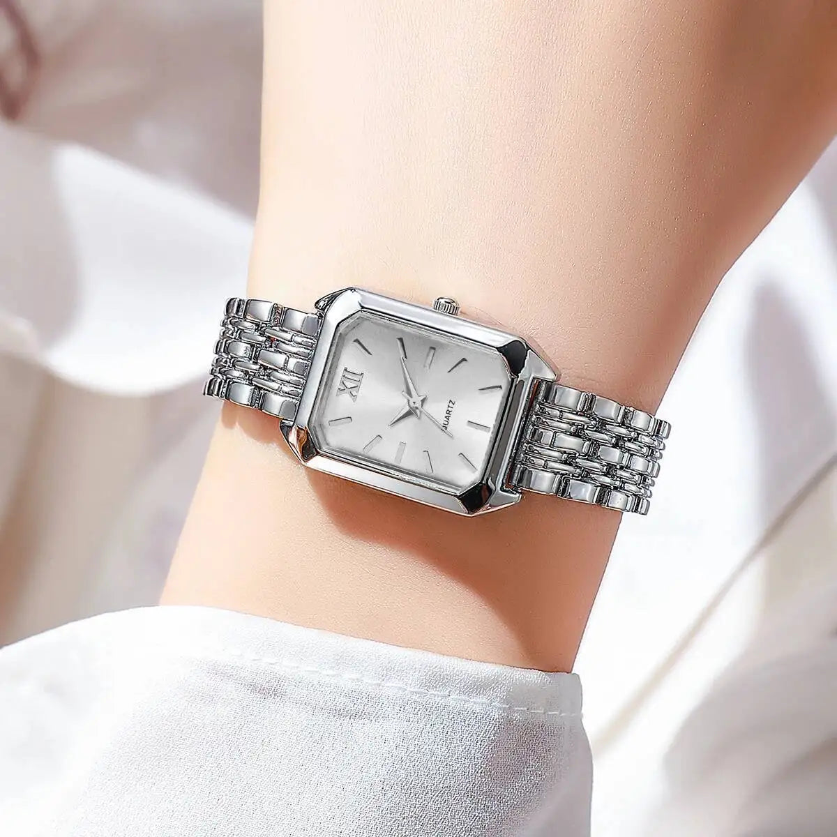 Women's Elegant Rectangle Quartz Watch