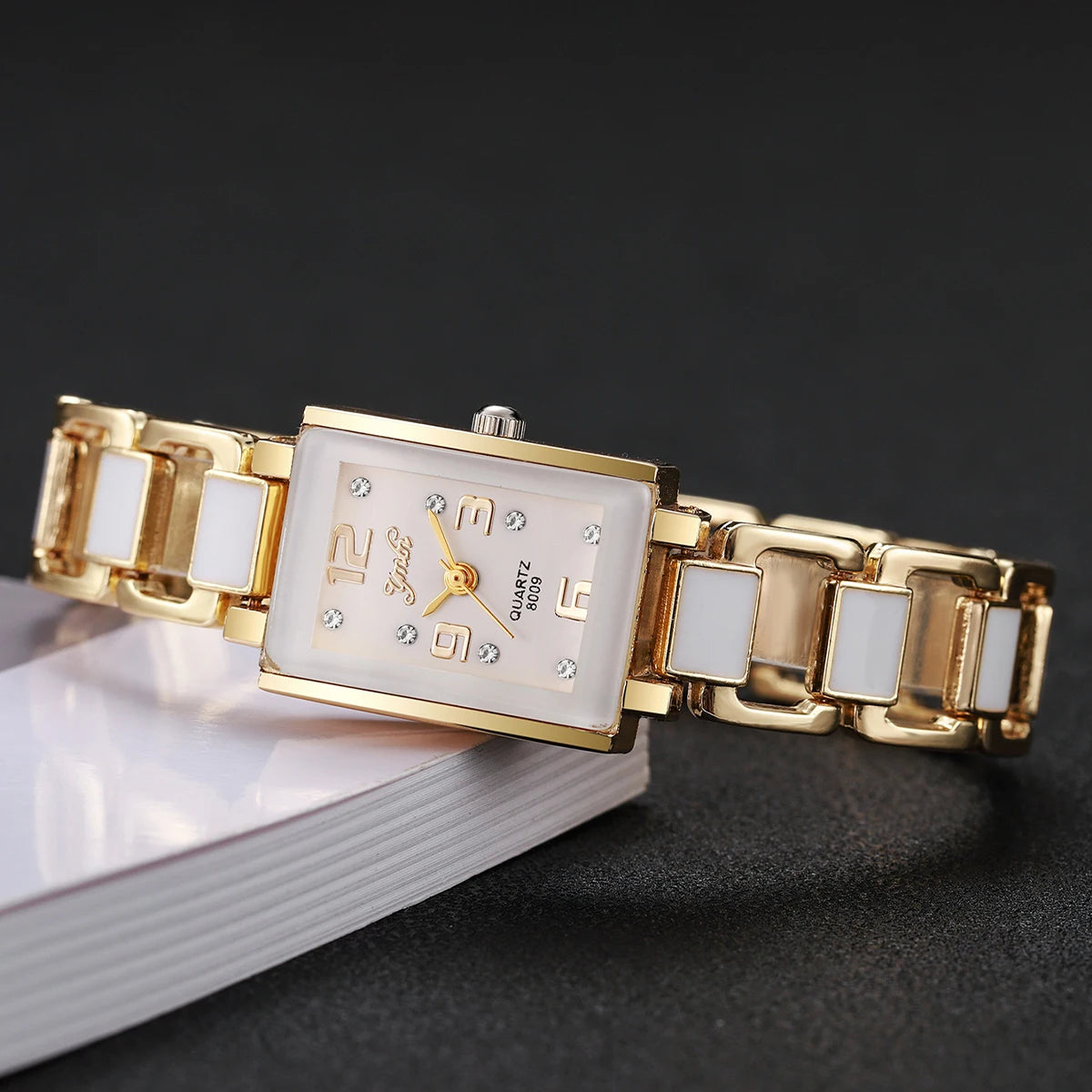 Women's Square Dial Quartz Fashion Watch