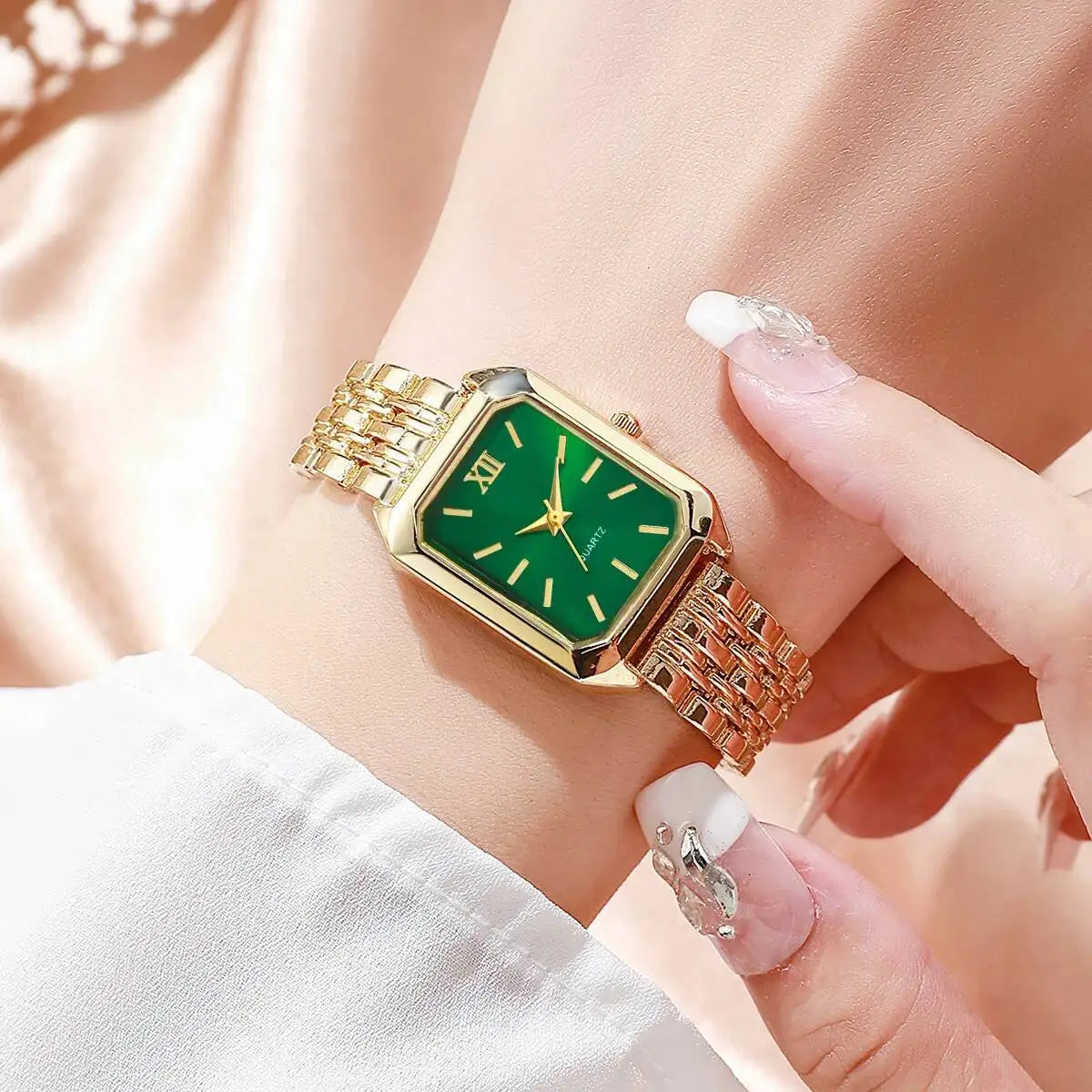 Women's Elegant Rectangle Quartz Watch